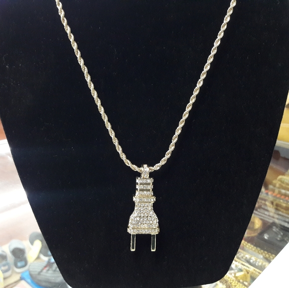 14k gold-plated CZ pendant with necklace - Picture 1 of 1